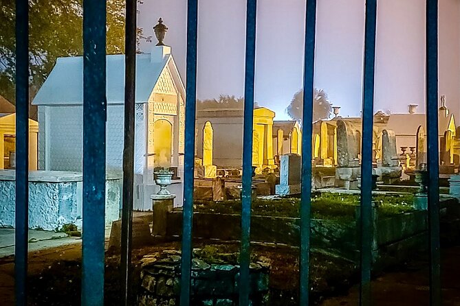 New Orleans Cemetery Walking Tour - What You Learn When You Walk Among Above-Ground Graves
