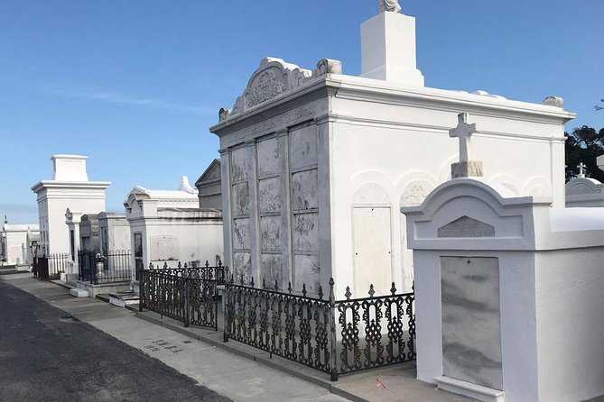 New Orleans City and Cemetery 2-Hour Bus Tour - St. Louis Cemetery No. 3 Walk: The Part That Makes It Real