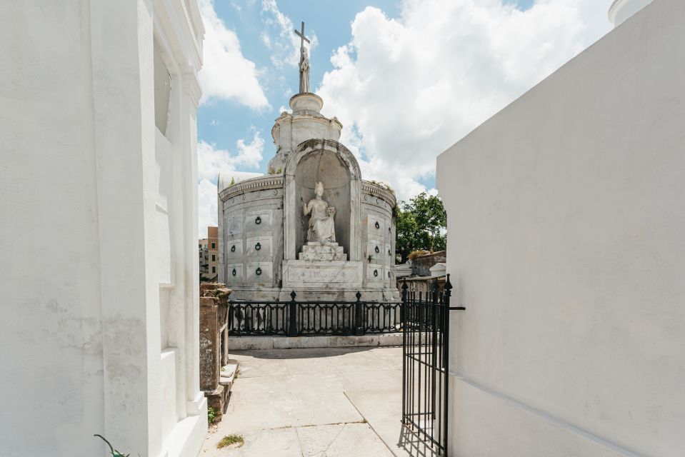 New Orleans: City Sightseeing Hop-On Hop-Off Bus Tour - The Live Guide Factor (and Why Names Keep Coming Up)