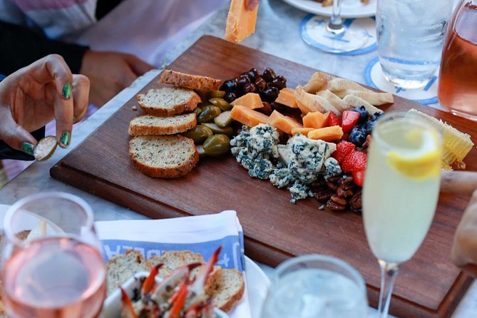 New Orleans Cocktail and Food History Tour - A 4-hour walking tour that actually teaches your palate