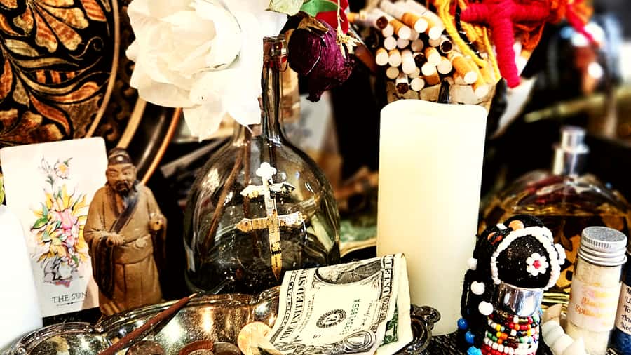New Orleans: French Quarter, Voodoo and Cultural Experience - French Quarter walking: history you can point at