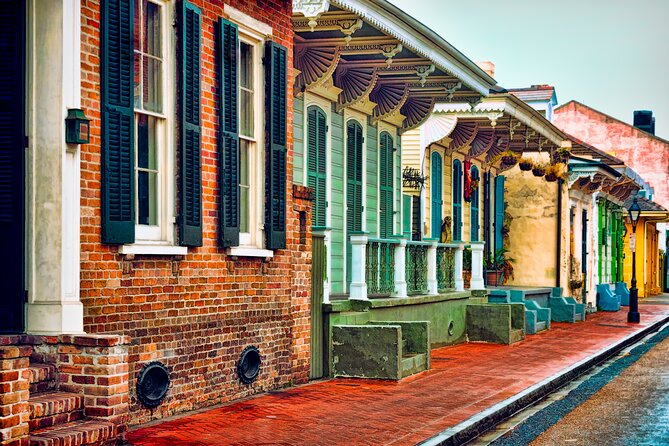 New Orleans French Quarter, Voodoo and Culture Walking Tour - Voodoo Authentica stop: ritual materials in plain sight