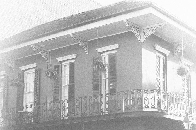 New Orleans Ghost Tour: Go Inside a Haunted Location - Orleans Street: the brief entry into a private haunted location