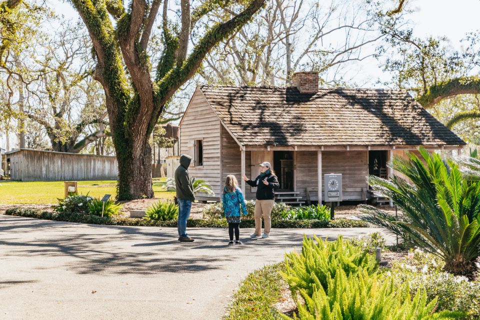 New Orleans: Oak Alley Plantation & Airboat Swamp Combo Tour - FAQ