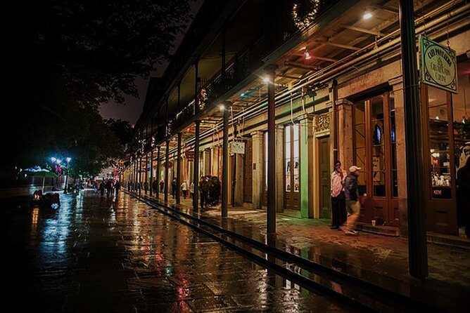 New Orleans Premier Ghost, Voodoo and Vampire Walking Tour - Why this tour feels like the right kind of scary