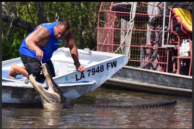 New Orleans Small-Group Airboat Swamp Tour - Small-group size (9 people) and what you get from it