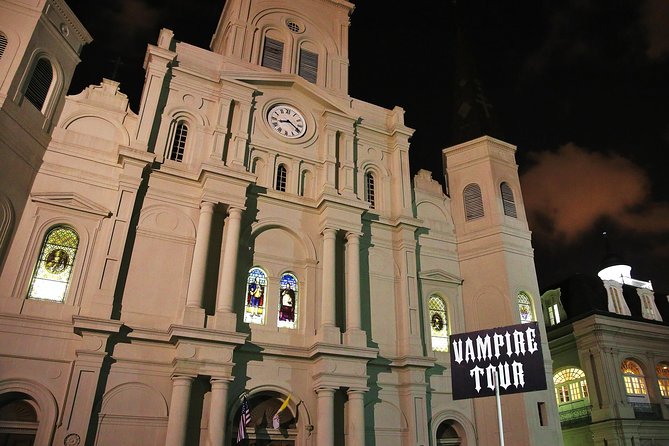 New Orleans Vampire Walking Tour - Why a vampire walk in the French Quarter works at night