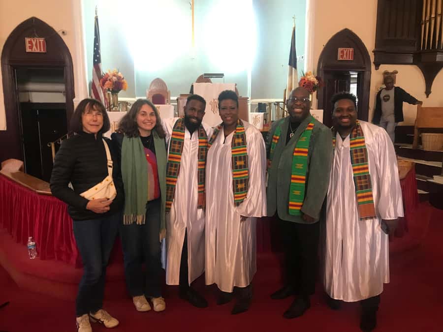 New York City: Harlem Gospel Live Music Concert - Inside the church: what the pre-show flow usually feels like
