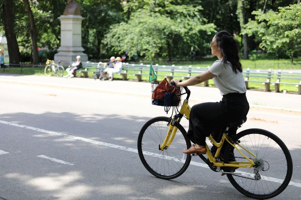 New York City: Highlights of Central Park Bike or eBike Tour - Getting started at Unlimited Biking (and why the 15-minute early rule matters)