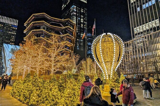 New York City Holiday Lights Tour - High Line Park after dark: the best story on the route