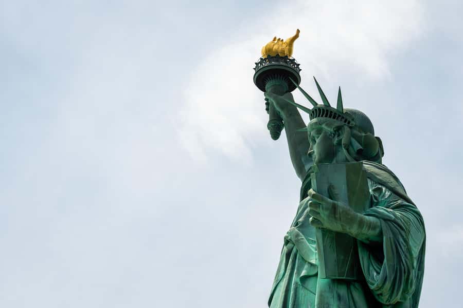 New York City: Statue of Liberty & Ellis Island Guided Tour - Ellis Island Immigration Museum: The 1892–1924 Arrival Story