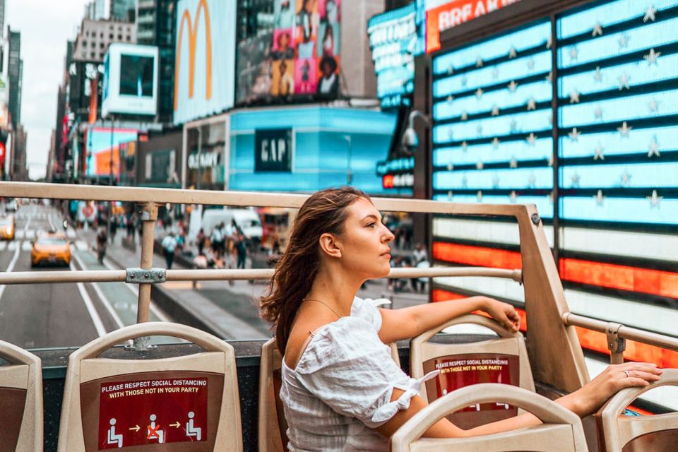 New York: Hop-on Hop-off Sightseeing Tour by Open-top Bus - The 9/11 Memorial and One World Trade Center: how to pace a heavy stop