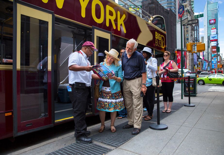 New York: Hop-on Hop-off Sightseeing Tour by Open-top Bus - Museum Mile on the Upper East Side: where the bus turns into a museum map