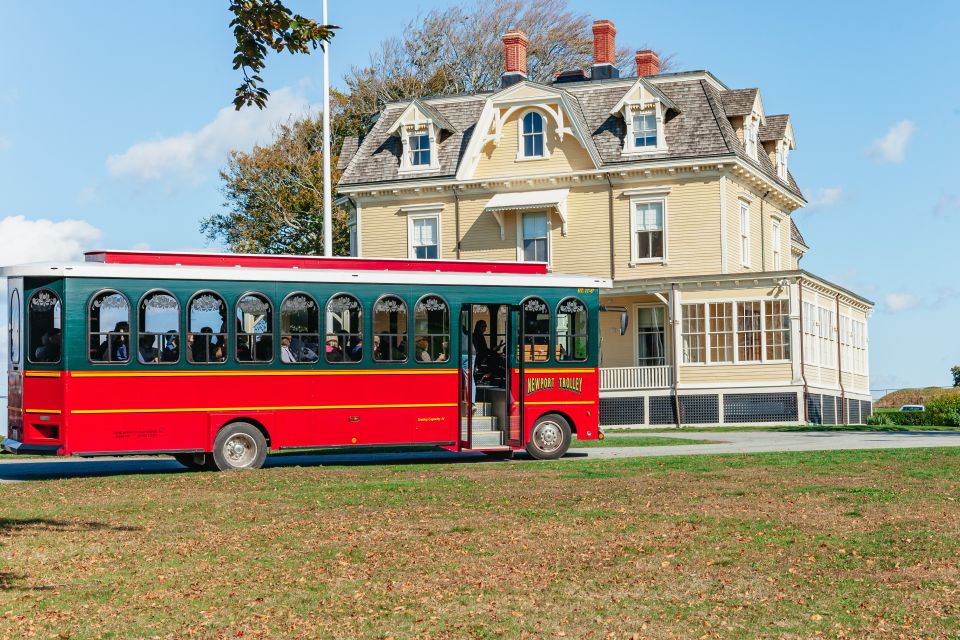 Newport: Scenic Trolley Tour - Over 150 points of interest: how the narration keeps it from feeling rushed