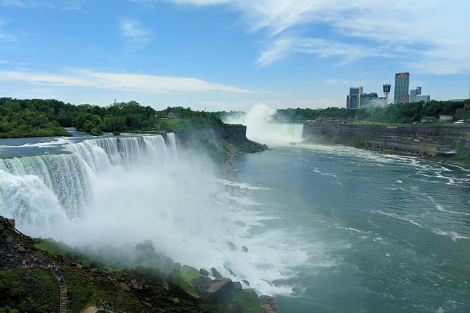 Niagara Falls in 1 Day: Tour of American and Canadian Sides - Maid of the Mist vs Journey Behind: choose your kind of close-up