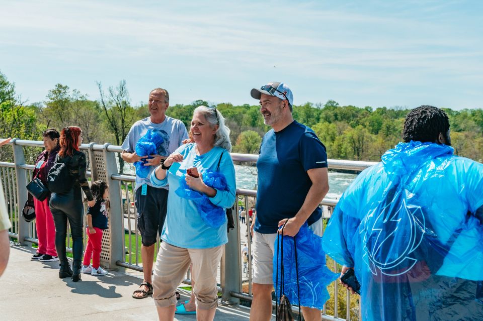 Niagara Falls, USA: American Tour & Maid of The Mist - Cave of the Winds: When the Mist Becomes the Main Character