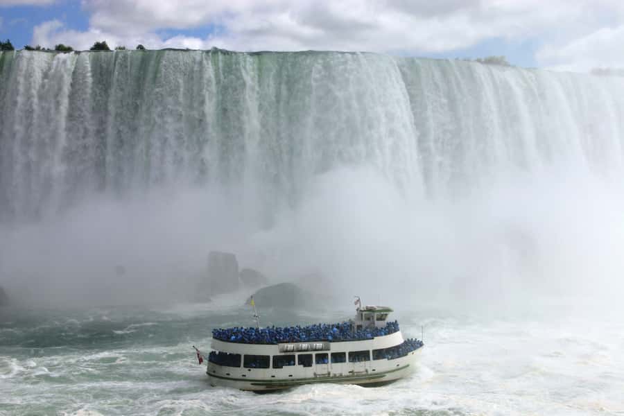 Niagara Falls, USA: Guided Tour with Maid of the Mist Cruise - Why the Guided Version Works So Well in Niagara