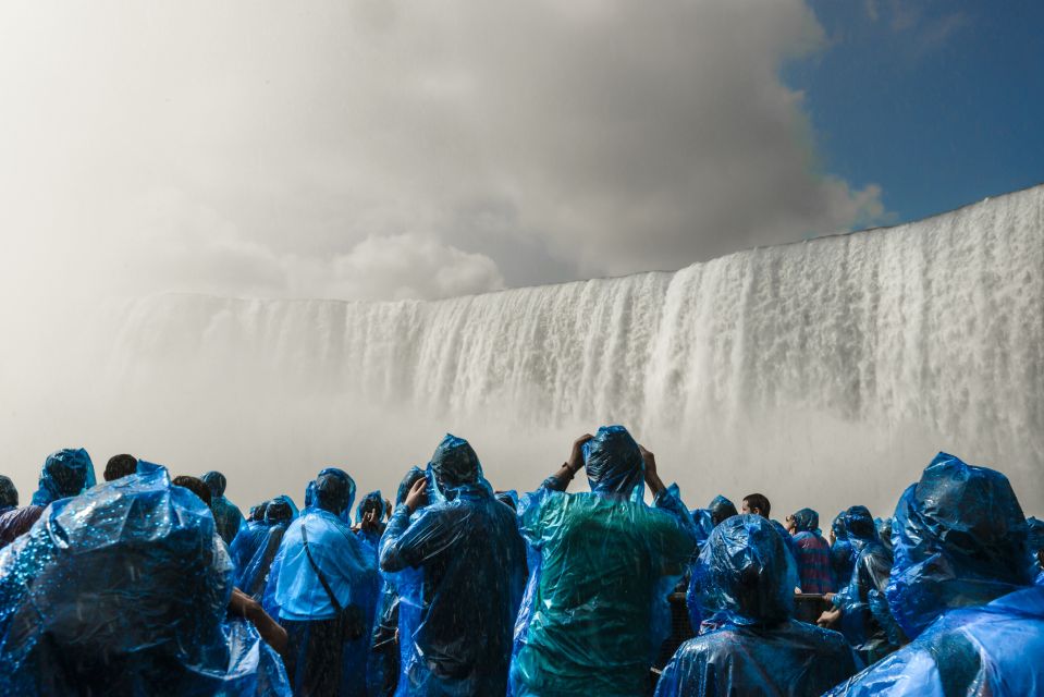 Niagara Falls, USA: Guided Tour with Maid of the Mist Cruise - Crows Nest to the Waterline: How the Guide Changes the Day