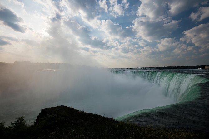 Niagara Falls with Outlet Shopping, 2-Day Tour from NYC - Finger Lakes warm-up: Watkins Glen in summer, Montour Falls in winter