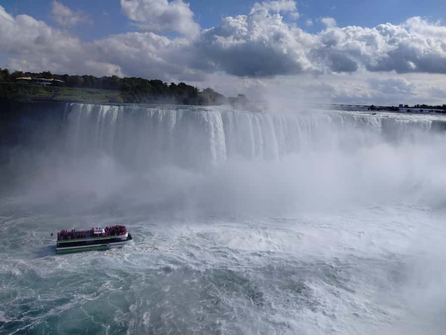Niagra Falls, USA Side: Boat, Cave and Shuttle pass Tour - Prospect Point and Terrapin Point: when the photos get easier
