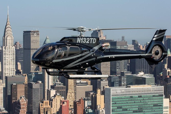 NY Helicopter Tour: Manhattan Highlights (Heliport fees Incl.) - Entering the Downtown Manhattan Heliport