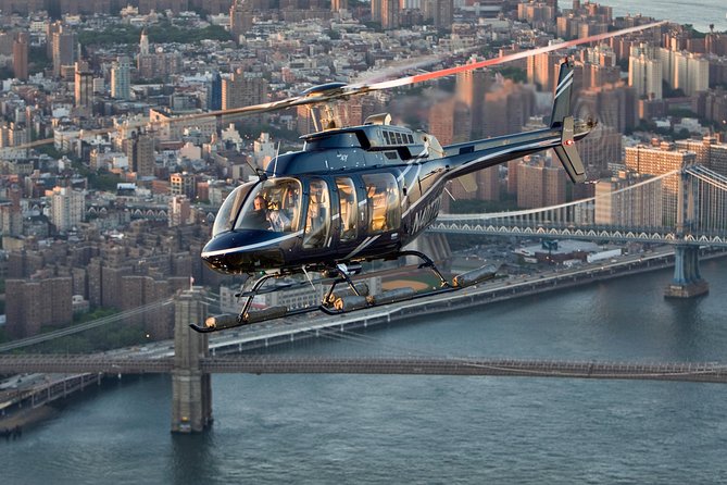 NY Helicopter Tour: Manhattan Highlights (Heliport fees Incl.) - The cabin setup: windows, comfort, and real seating expectations