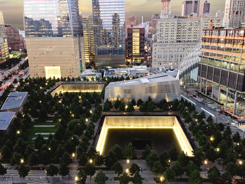 NYC: 9/11 Memorial Tour and Optional Observatory Ticket - St. Paul’s Chapel to the Oculus Center: short stops, smart pacing