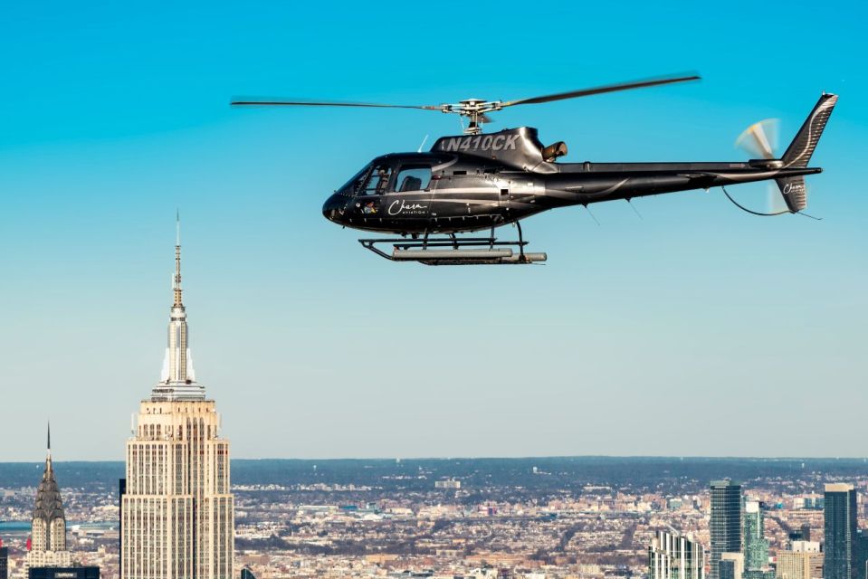 NYC: Big Apple Helicopter Tour - Statue of Liberty and New York Harbor: Lady Lib Up Close, From the Best Seat
