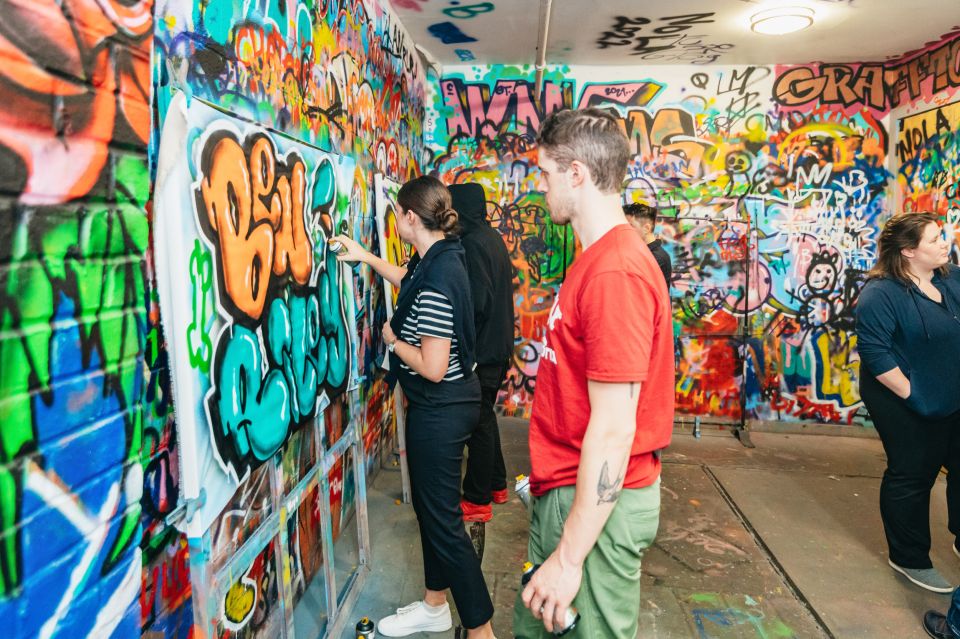 NYC: Brooklyn Graffiti Workshop with Local Artist - The real lesson: tagging, shading, and lettering with a local artist