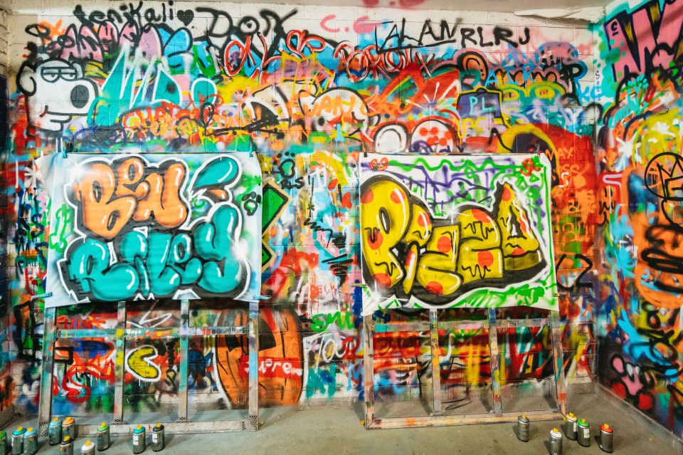 NYC: Brooklyn Graffiti Workshop with Local Artist - Painting time: turning your practice into a mural on the studio walls