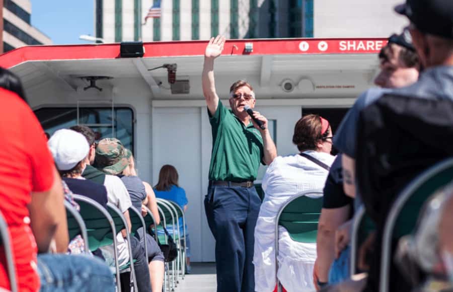 NYC: Circle Line 1-Hr Statue of Liberty Skip-The-Line Cruise - The one-hour route: from Midtown landmarks to a skyline you can actually enjoy