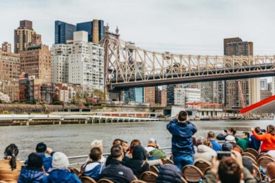 NYC: Circle Line 2.5 Hour Best of NYC Boat Cruise - Pier 83 boarding: how to set yourself up for the best ride