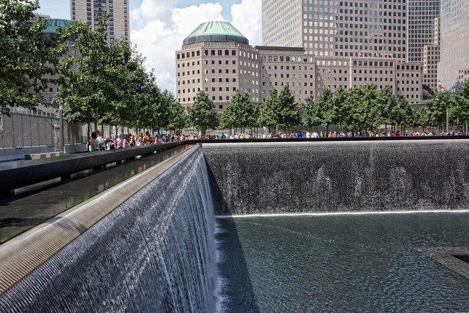 NYC City Tour: Statue of Liberty, 9/11 Memorial, Wall Street - A straightforward downtown route that saves your energy
