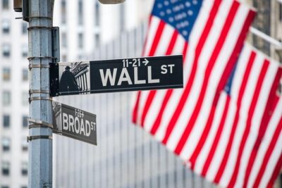 NYC City Tour: Statue of Liberty, 9/11 Memorial, Wall Street - Wall Street first: Federal Hall, NYSE area, and Trinity Church