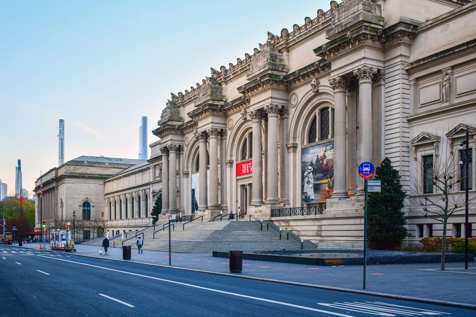 NYC: Metropolitan Museum of Art Highlights Tour - Cantor Roof Garden: included in summer, skipped in winter
