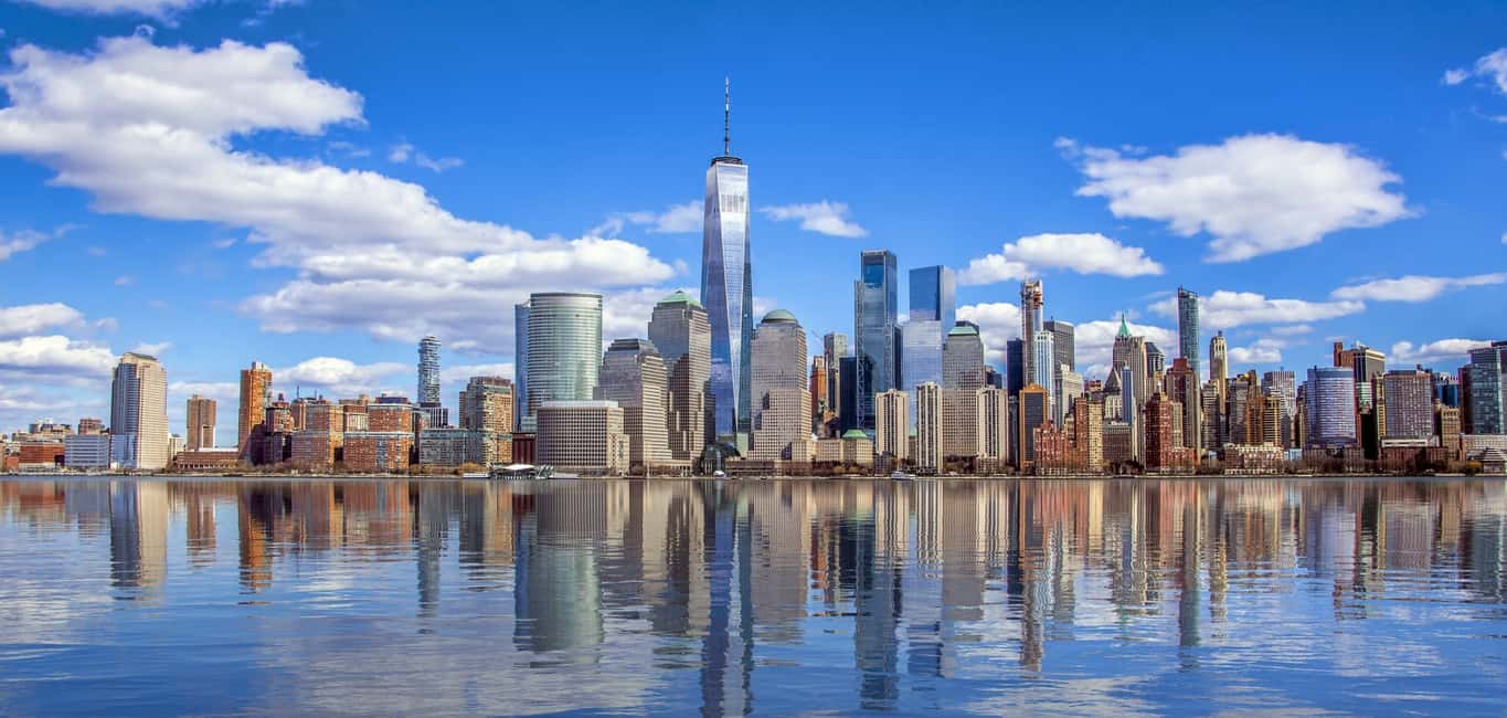 NYC: Starship Landmark 90 Minute Sightseeing Cruise - The guides: why Molly, Darius, and Al can make the whole trip