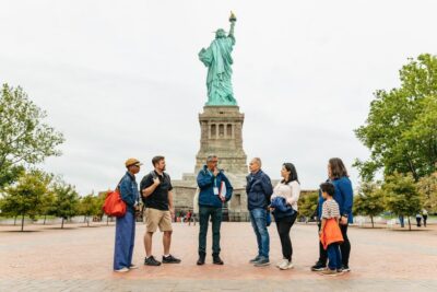 NYC: Statue of Liberty and Ellis Island Guided Tour - Finding your meeting spot at 1 Bowling Green (so you don’t lose time)