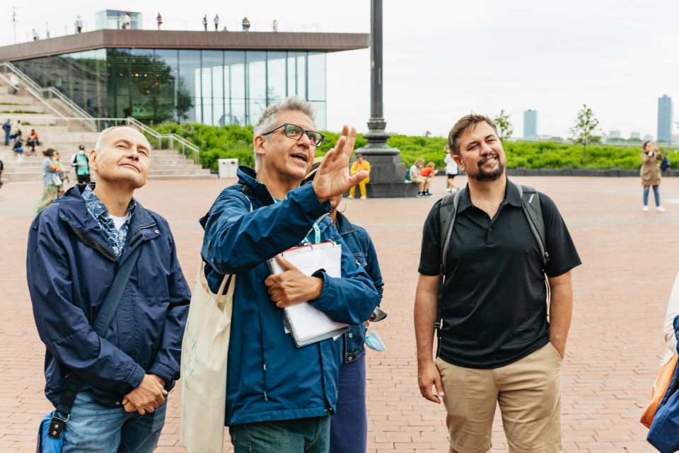 NYC: Statue of Liberty and Ellis Island Guided Tour - The full 4-hour tour: Statue Museum and the original torch