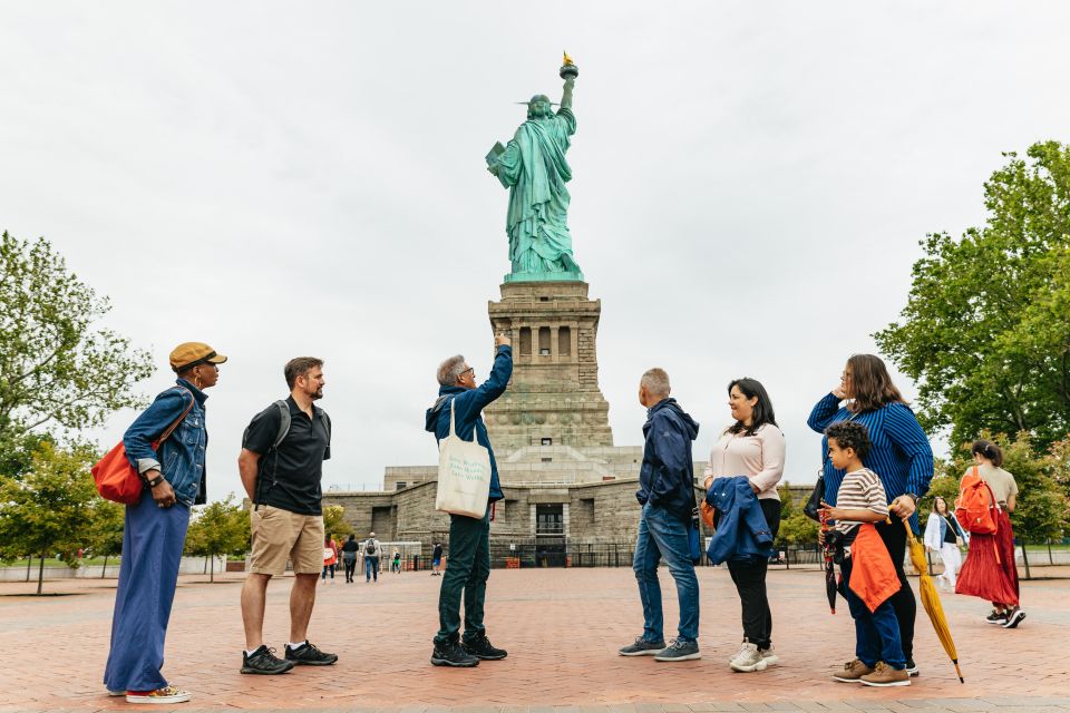 NYC: Statue of Liberty and Ellis Island Guided Tour - Pacing, photos, and why your guide can make or break it