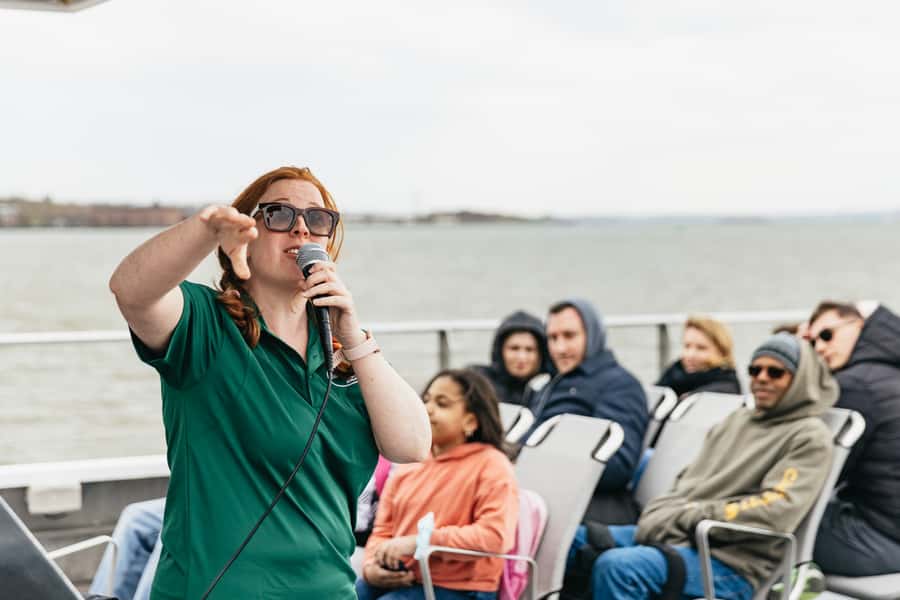 NYC: Statue of Liberty Express Skip-the-Box-Office Cruise - Lady Liberty Photo Time: How the Up-Close Stops Work