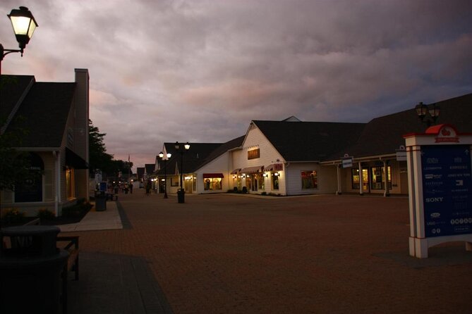 NYC: Woodbury Common Premium Outlets Shopping Round Trip Service - Port Authority to Woodbury Common: why this day trip feels easier