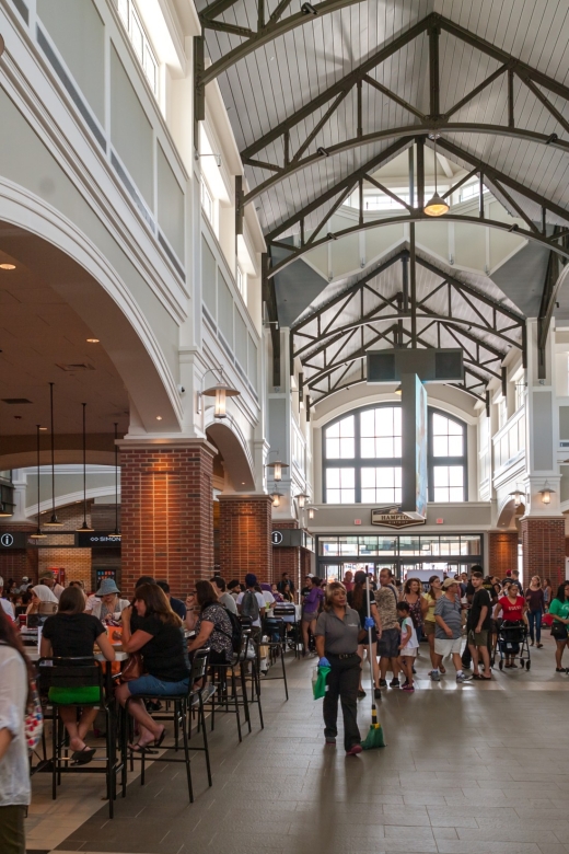 NYC: Woodbury Common Premium Outlets Shopping Trip - Port Authority to Woodbury Common: the simple ride that starts saving time
