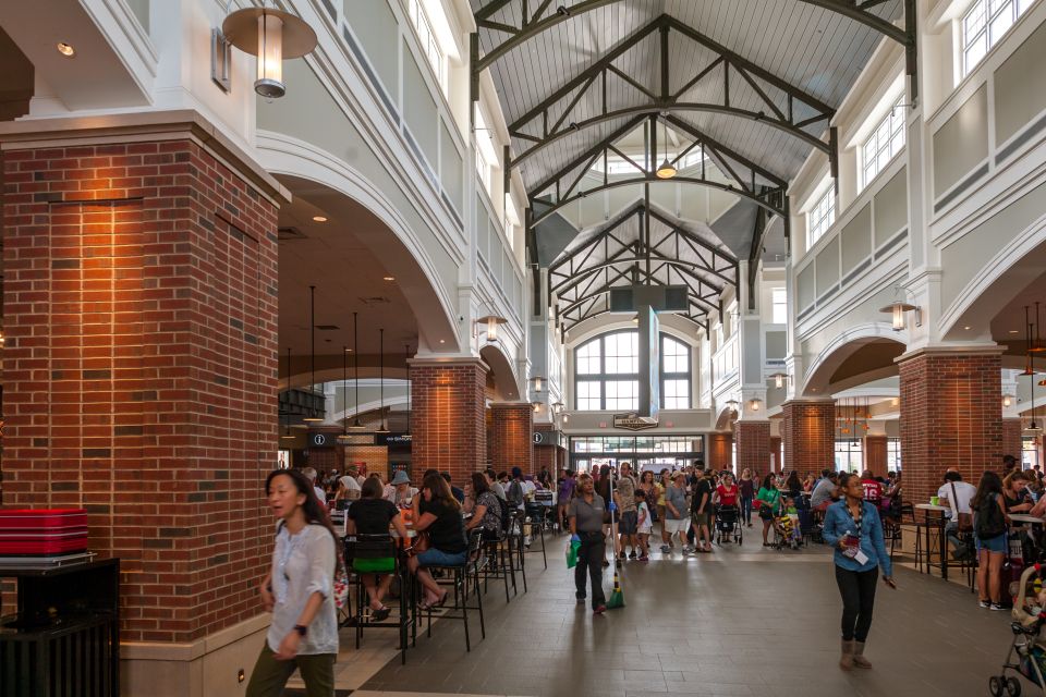 NYC: Woodbury Common Premium Outlets Shopping Trip - On-site amenities: lockers, ATMs, and practical help when you need it