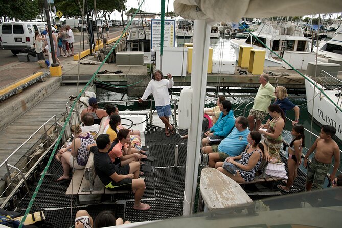 Oahu Catamaran Waikiki Sunset on 40 Foot Catamaran: Food and BYOB - Where the money goes: is $44.99 a good value?