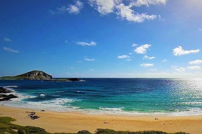 Oahu Circle Island Tour with Turtle Snorkeling— Small-Groups - Waimanalo views, Rabbit Island, and a scenic approach to the North Shore