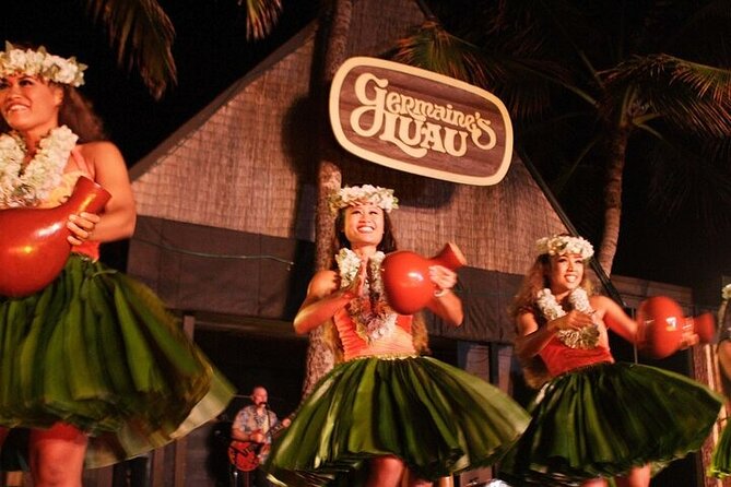 Oahu: Germaine's Luau - Drinks and the alcohol ticket system