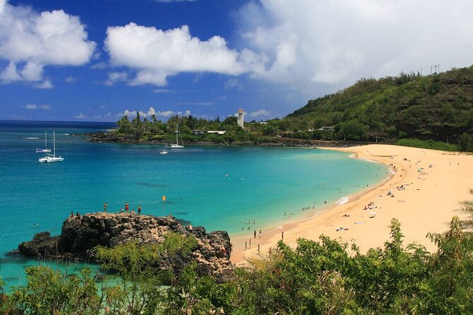 Oahu: Grand Tour Around Island 16 Locations plus Snorkeling - Waimanalo and Mokoliʻi (Chinaman Heat) for the Local Flavor
