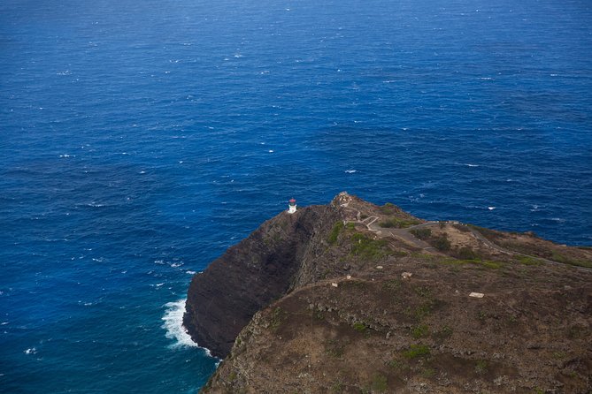 Oahu: Magnum PI Hughes 500 4-Passenger Doors-Off Helicopters - Kaneohe Bay, Waimanalo, and Makapuu: The Green Side Makes the Flight Worth It
