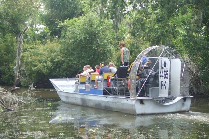 Oak Alley Plantation and Large Airboat Swamp Tour from New Orleans - Captain Tips You Can Actually Use: How Spotting Works