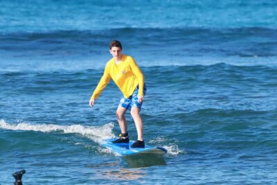 Open Group Surfing Lesson in Waikiki, Hawaii - Gear Included in Waikiki: Why It’s Better Than Showing Up Unprepared